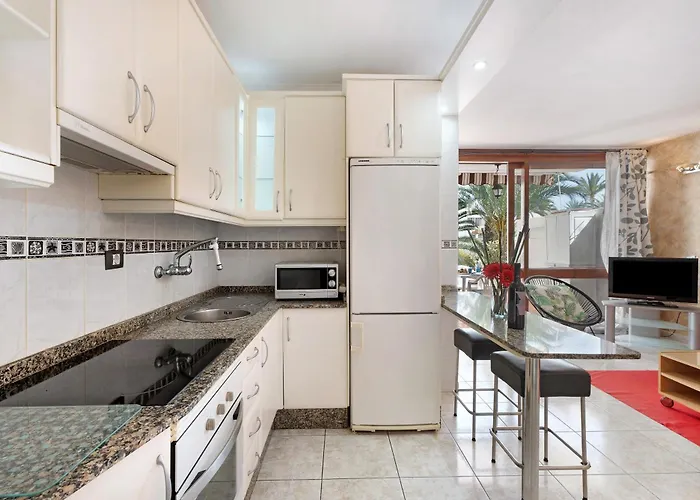 Апартаменты Aaron Beautifull House Арона