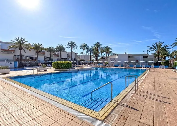 Aaron Beautifull House Апартаменты