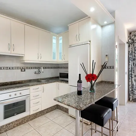 Aaron Beautifull House Apartamento *