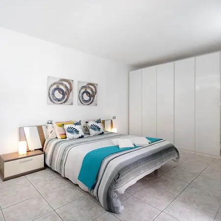 Aaron Beautifull House Apartamento *